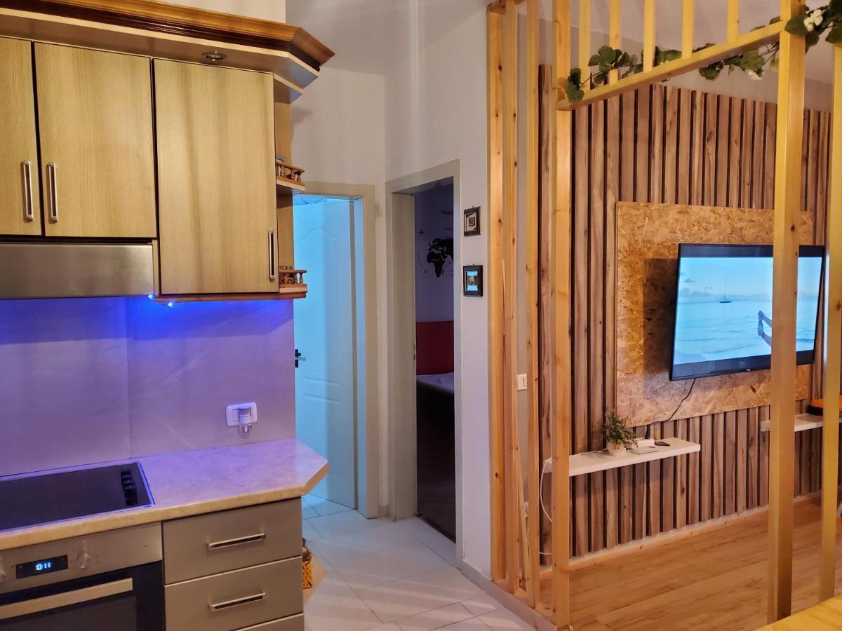 Coast Casa Apartment Vlore Exterior photo